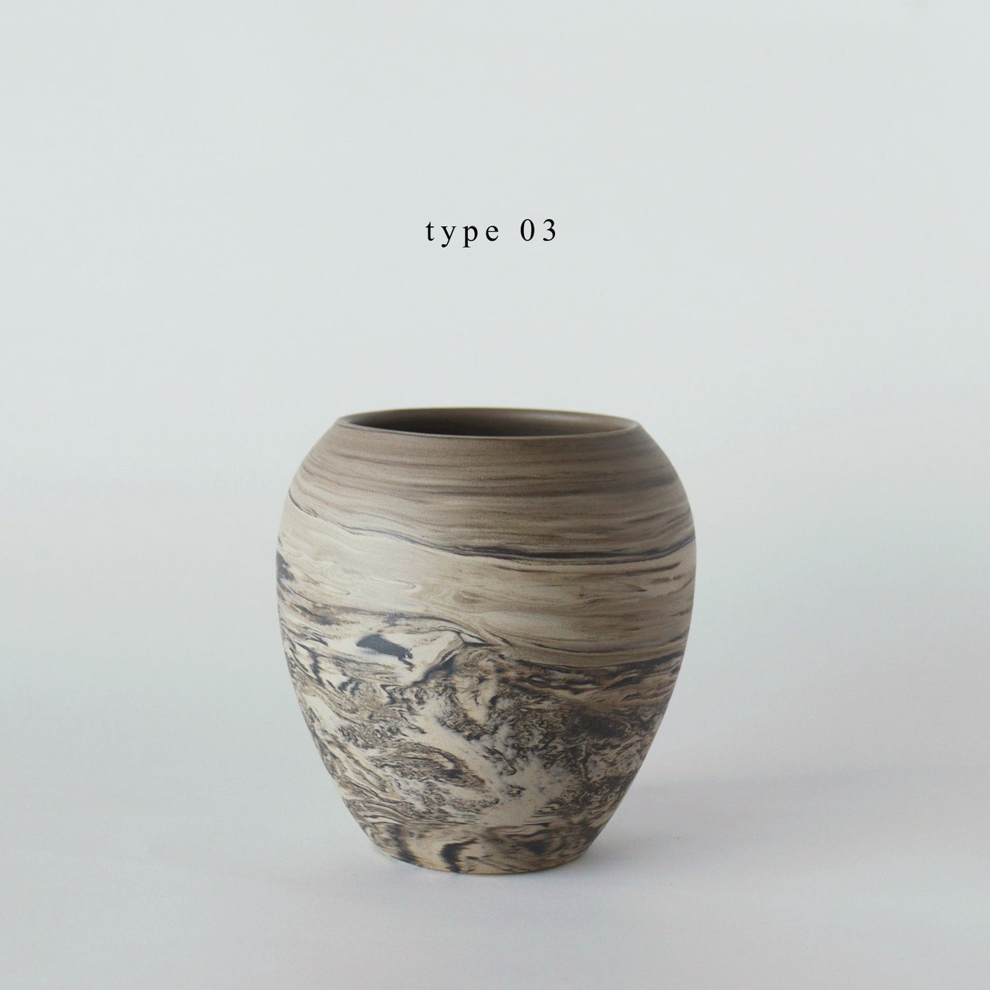 flower vase - white