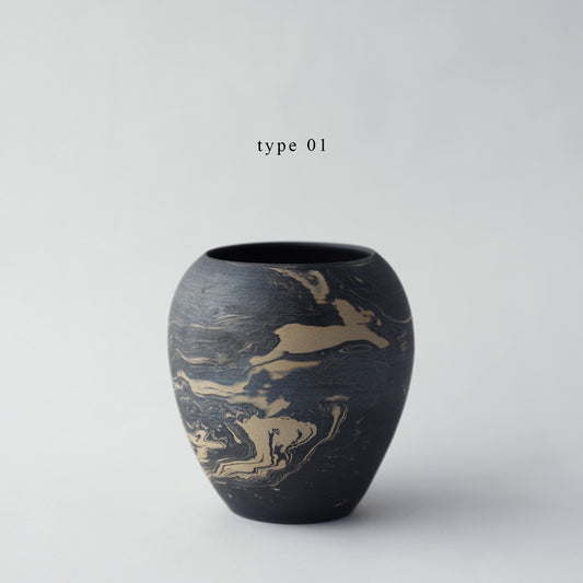 flower vase - black