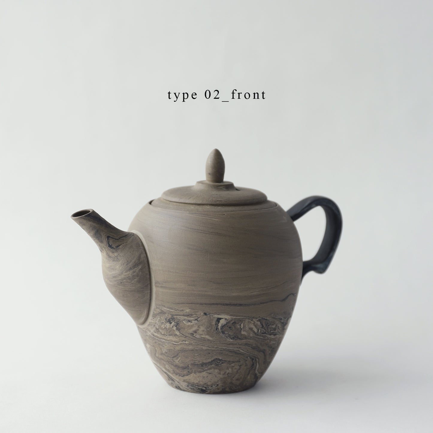 tea pot - white