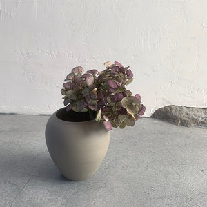 flower vase - R